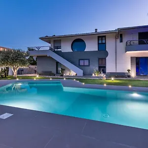 Teocrito Piscina & Mare Holiday home