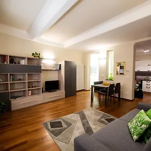 appartamento-lomellini.hotelitalianriviera.com/