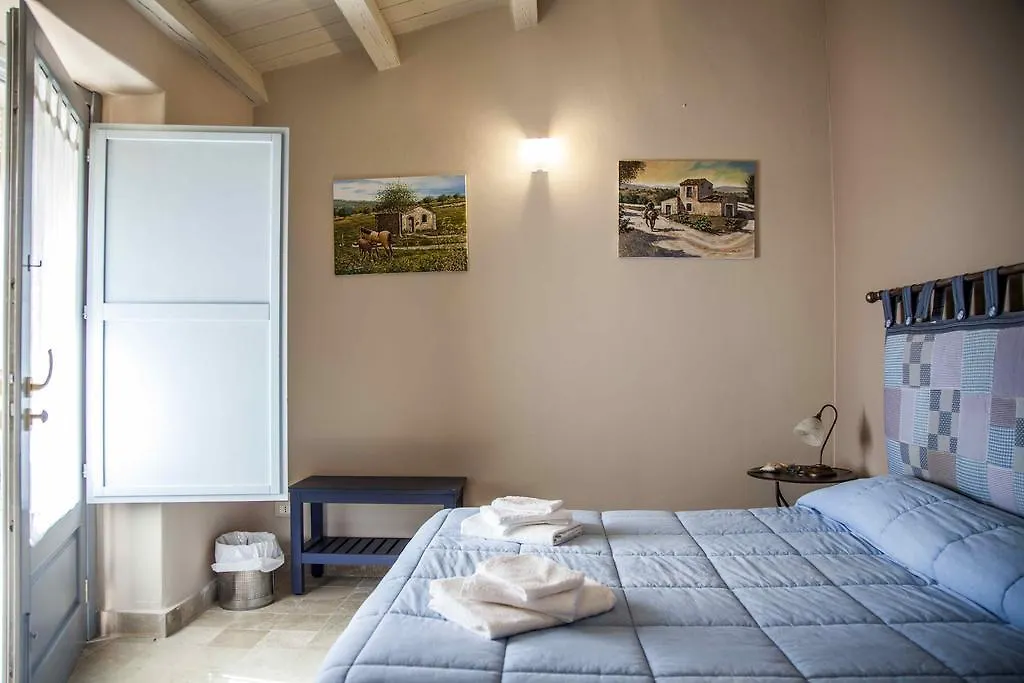 Avola Antica Villa 0*,  Italy